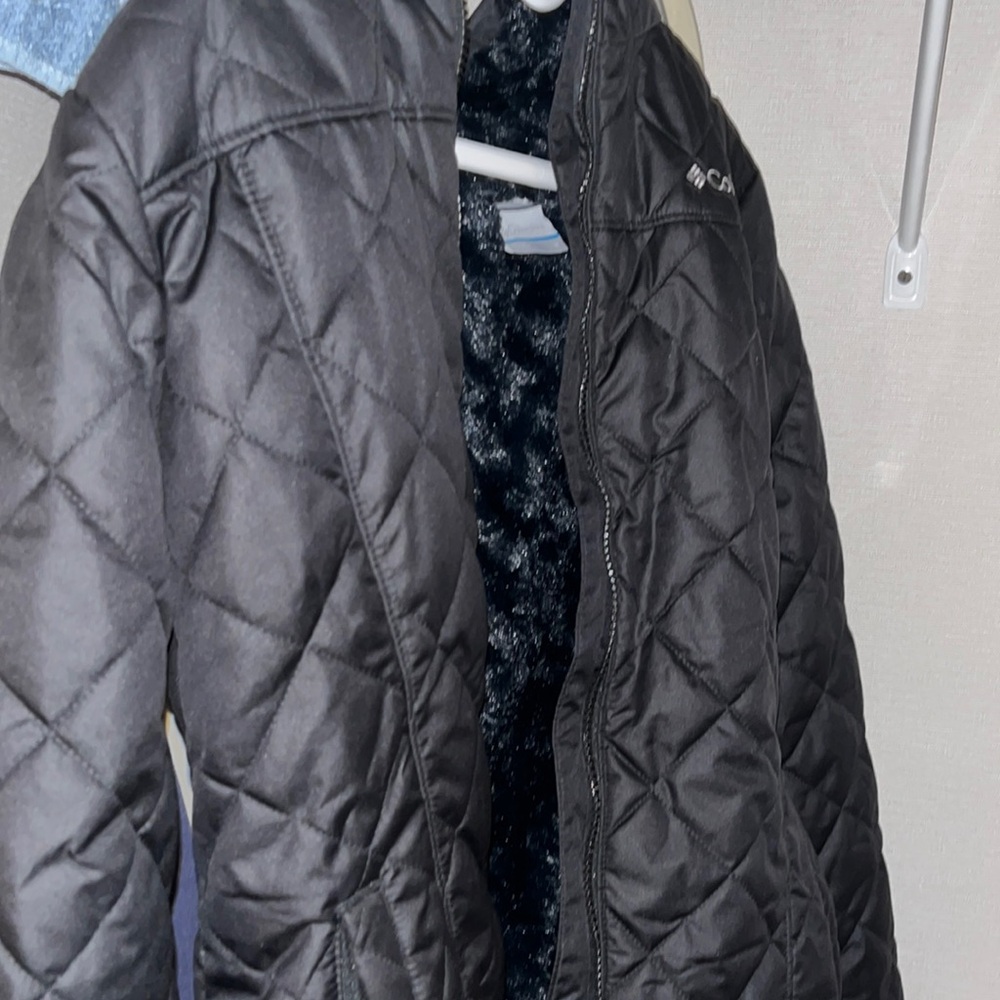 columbia jacket new and not used